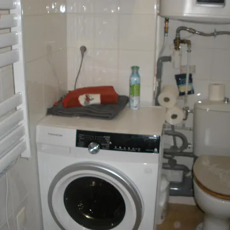 2 Vue Apartment *